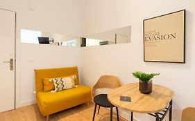 Santos Thyssen By Ele Apartments